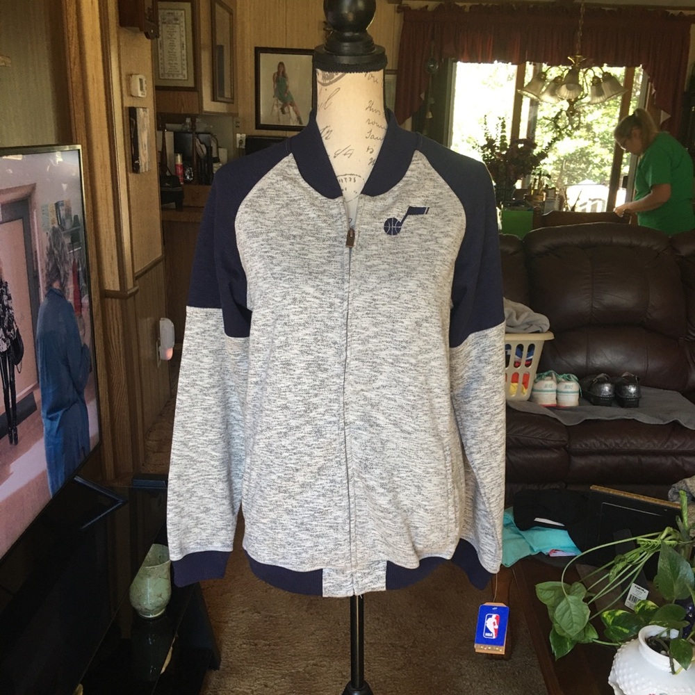 NWT boys youth size NBA zip up jacket - Picture 13 of 16
